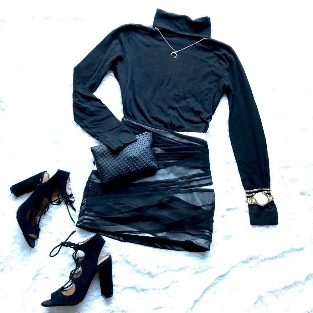 **NWT** Bebe black and white skirt